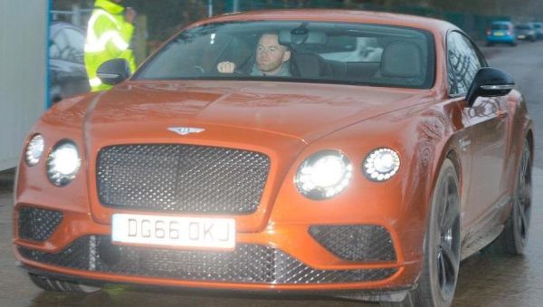 Рууни си подари Bentley за 290 000 евро